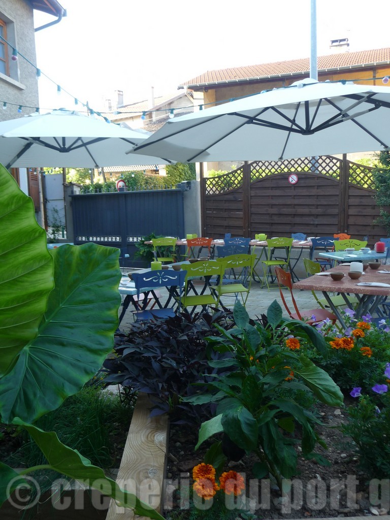 creperie du Port Galland jardin